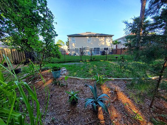 3rd image of 1163 Sunray Ct