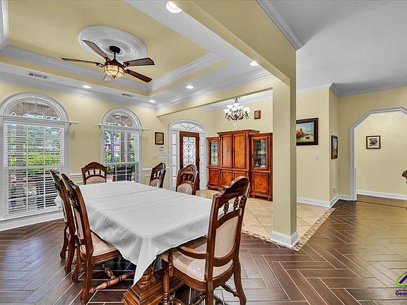 4th image of 410 Windstone Pl