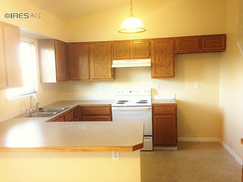 1st image of 4850 Kings Canyon Dr