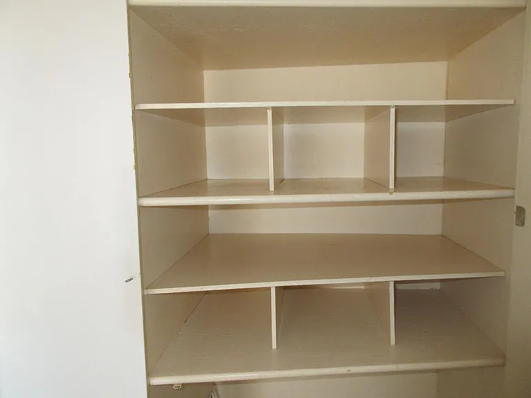 830 Macon Ave — Photo 12
