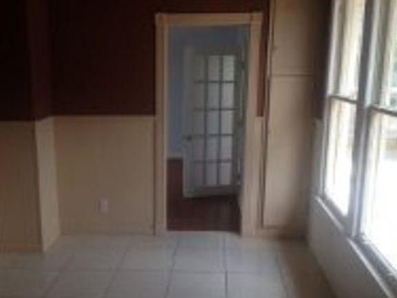 2nd image of 3035 Highland St N