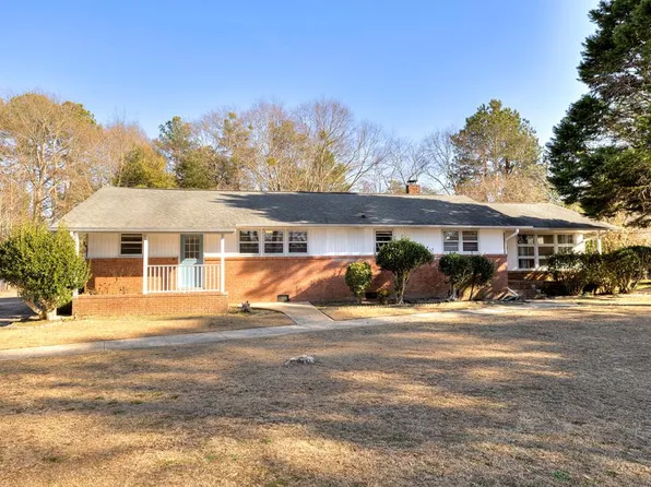 3 Herbert Cir, Sumter, SC 29150