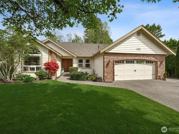 1703 25th Street Pl SW, Puyallup, WA 98371
