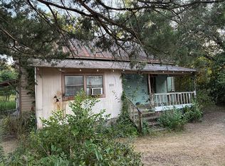 5715 Hummingbird Rd, Bascom, FL 32423