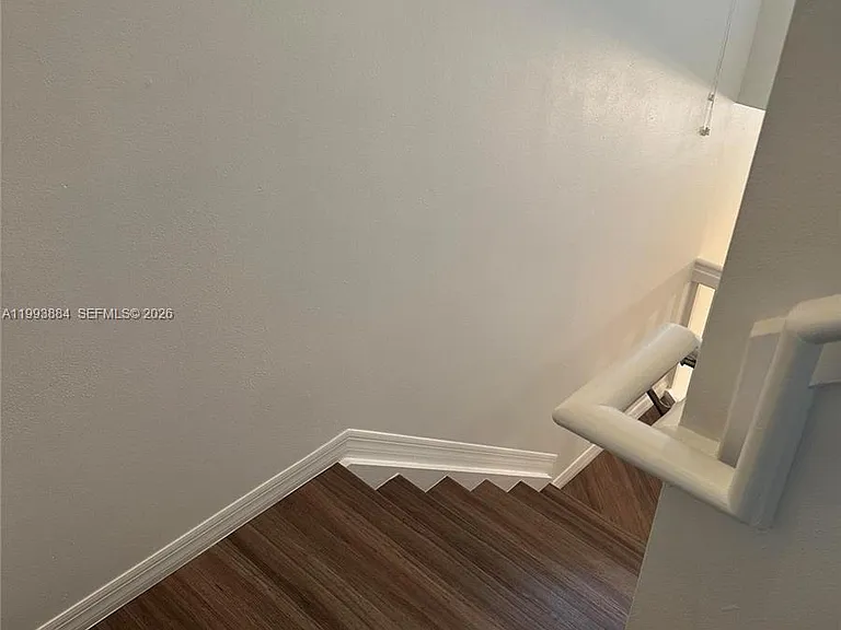655 NE 193rd St — Photo 6