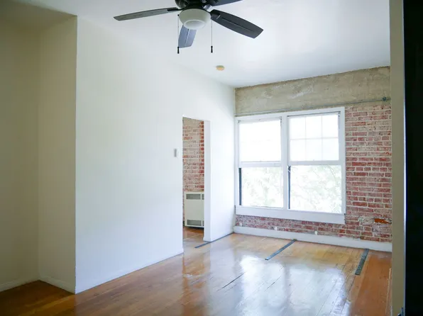 Griffith Park, 1525 Griffith Park Blvd APT 302, Los Angeles, CA 90026