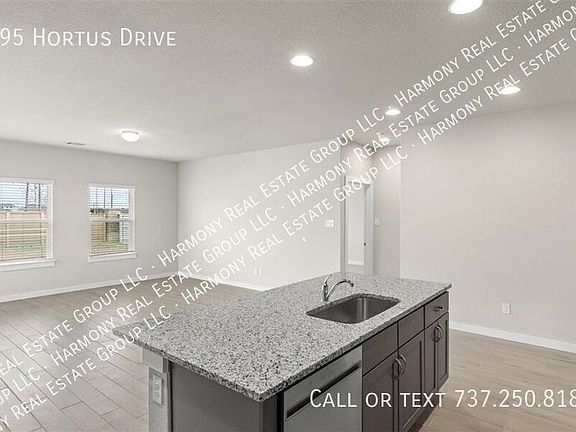4th image of 195 Hortus Dr