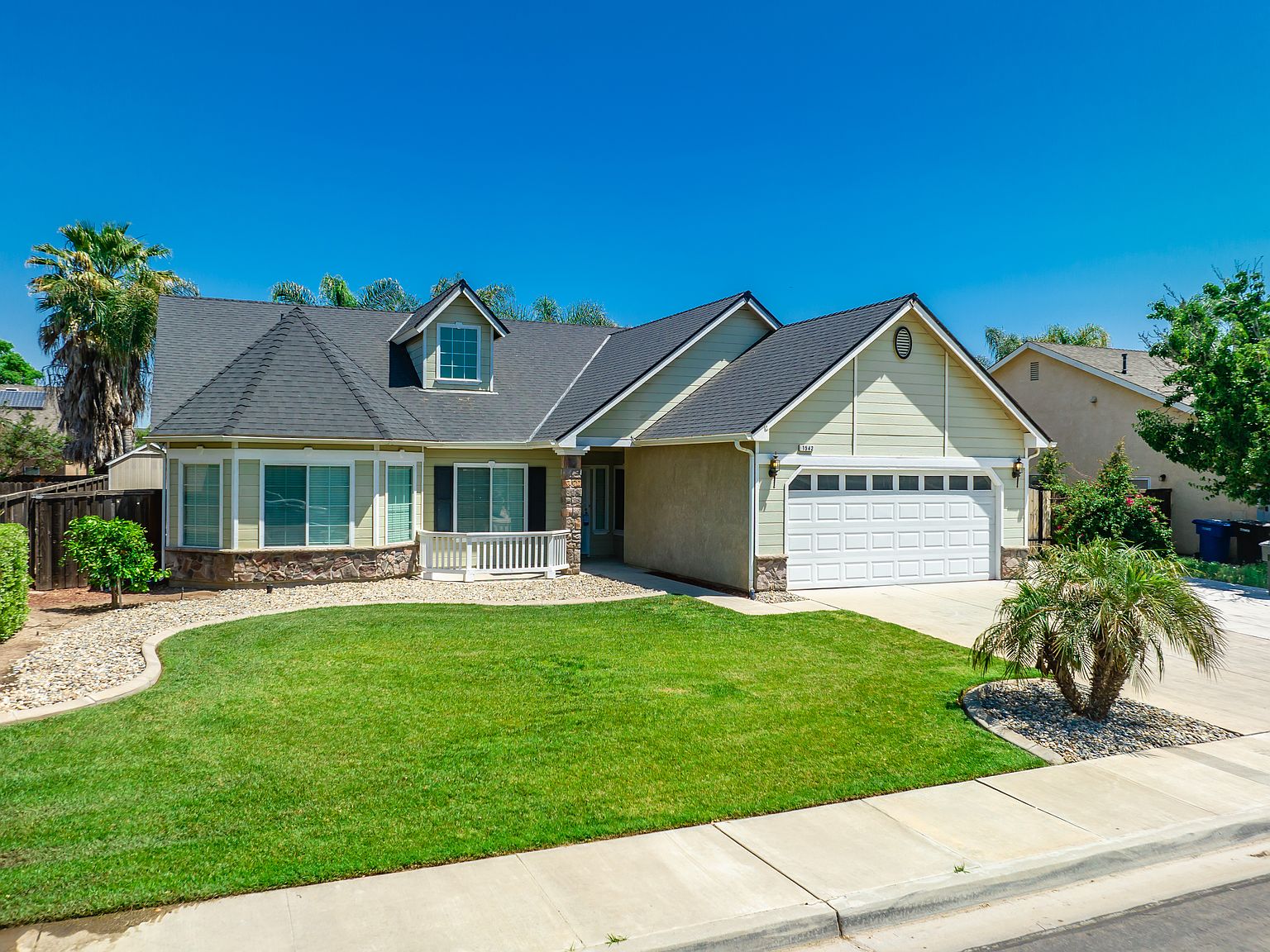 1542 W Chianti Way, Hanford, CA 93230 | Zillow