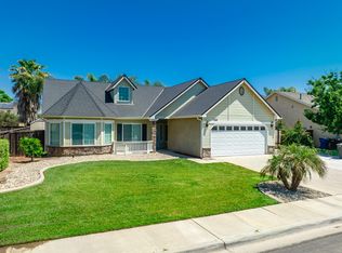 1542 W Chianti Way, Hanford, CA 93230