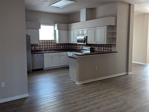 4th image of 2169 NW 100th St
