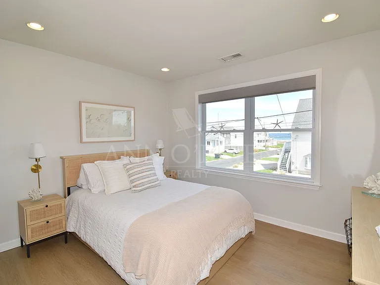 20 Walcott Ave — Photo 23