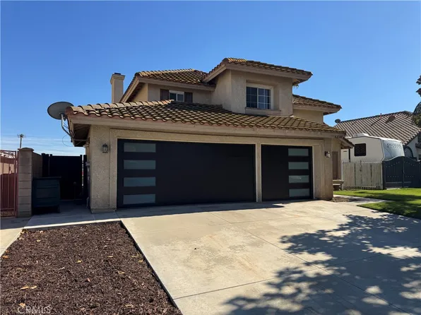 4378 Riverbend Ln, Riverside, CA 92509