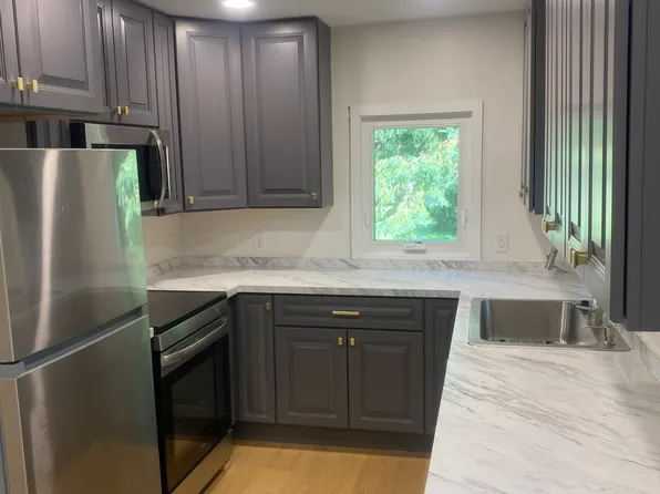 696 N Holbrook St #1, Plymouth, MI 48170