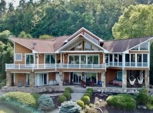 597 Crown Pointe Rd, La Follette, TN 37766