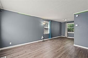 4th image of 5520 Wabash Ave