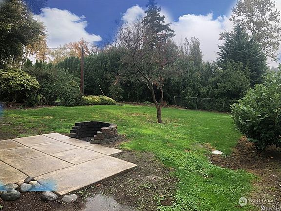 2nd image of 8730 206th Street SE #16