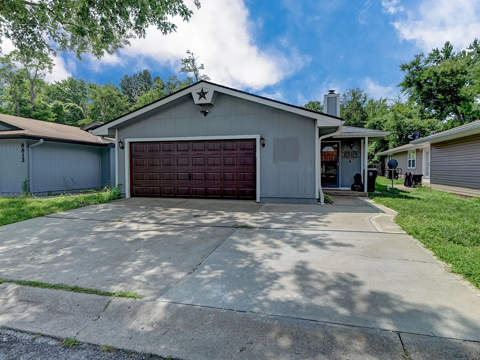 2 bed, 2.5 bath, 1864 sqft, $1,700 — Photo 1