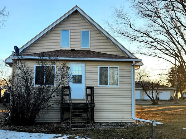 216 N Hill St, Yale, SD 57386