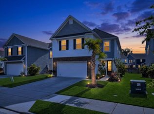 106 Trumpet Vine Dr, Summerville, SC 29483