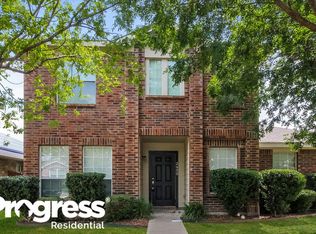 2930 Margeaux Dr, Lancaster, TX 75134