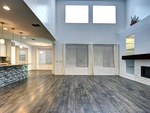 4th image of 8451 Canyon Sun Ct