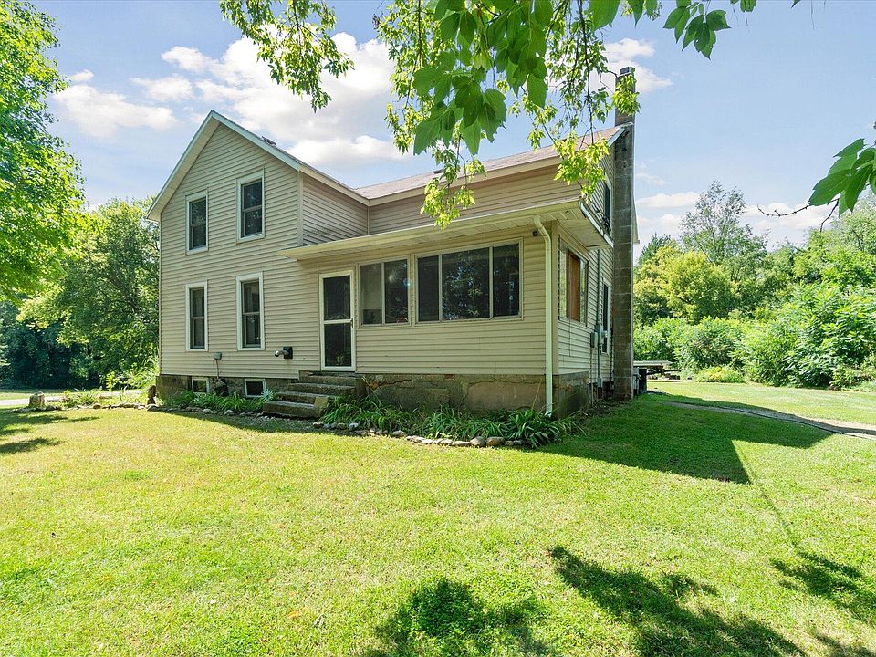 976 44th St, Pullman, MI 49450 Zillow