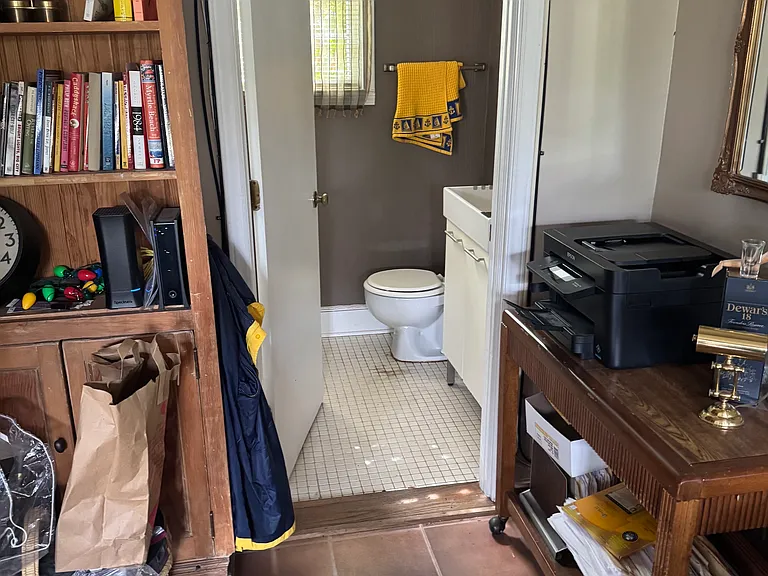 523 Congaree Ave — Photo 3