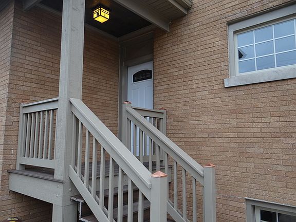 3rd image of 1221 Linden Ave
