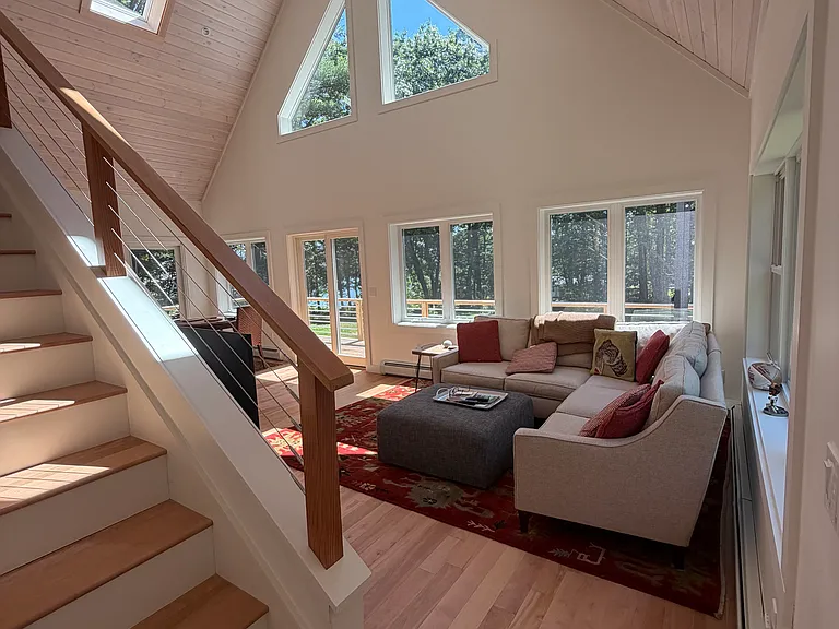 2 Chase Ln — Photo 3