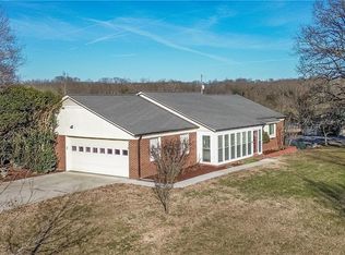 646 Longview Rd, Statesville, NC 28625