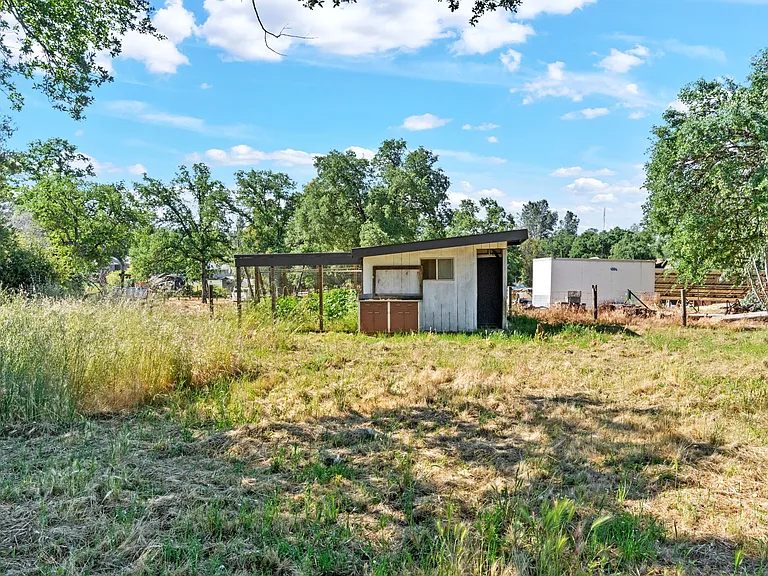 31331 Auberry Rd — Photo 26