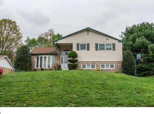 1701 Marilyn Dr, Havertown, PA 19083