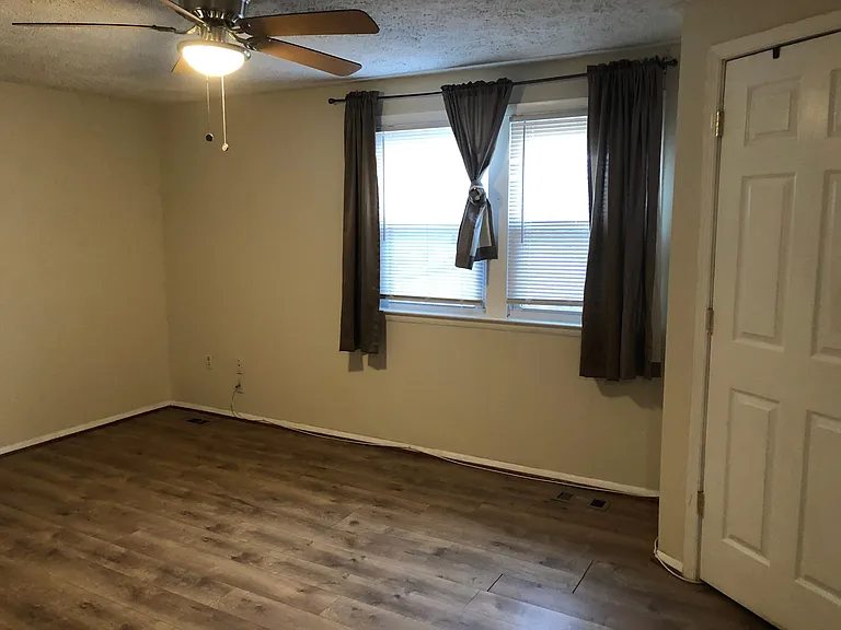 11700 Rosearbor Ct — Photo 22