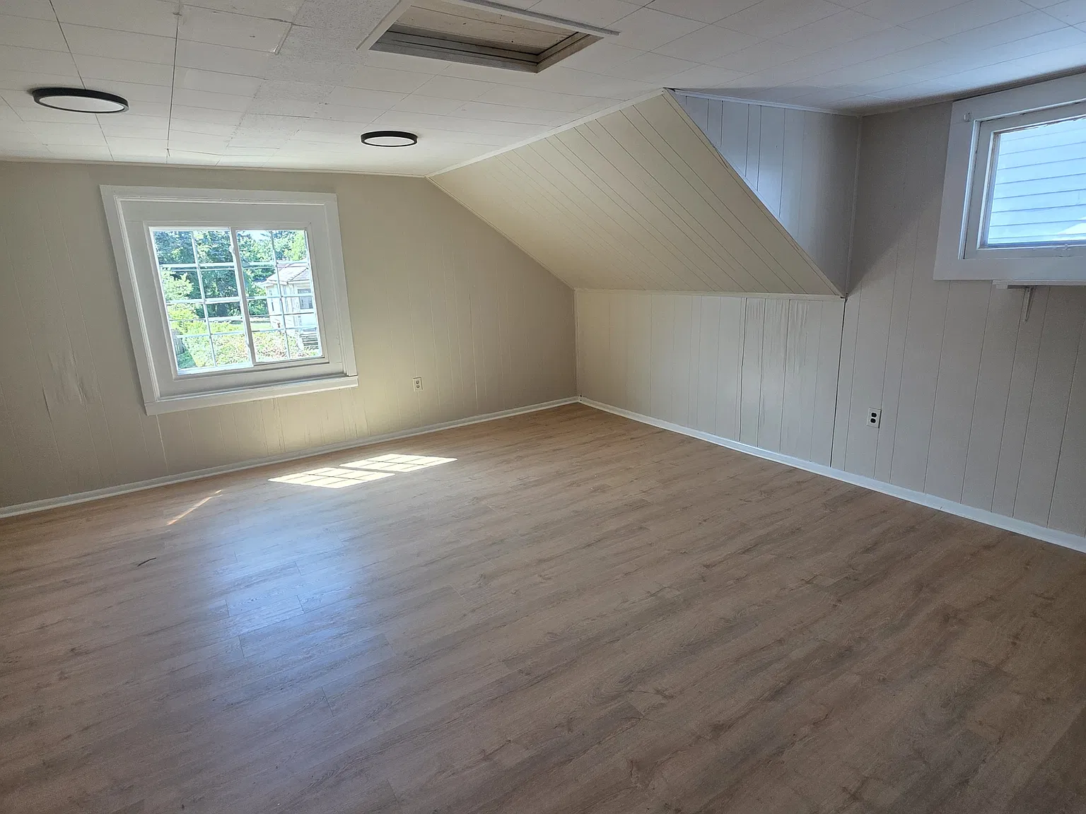 342 W 25th St - 2 — Photo 2
