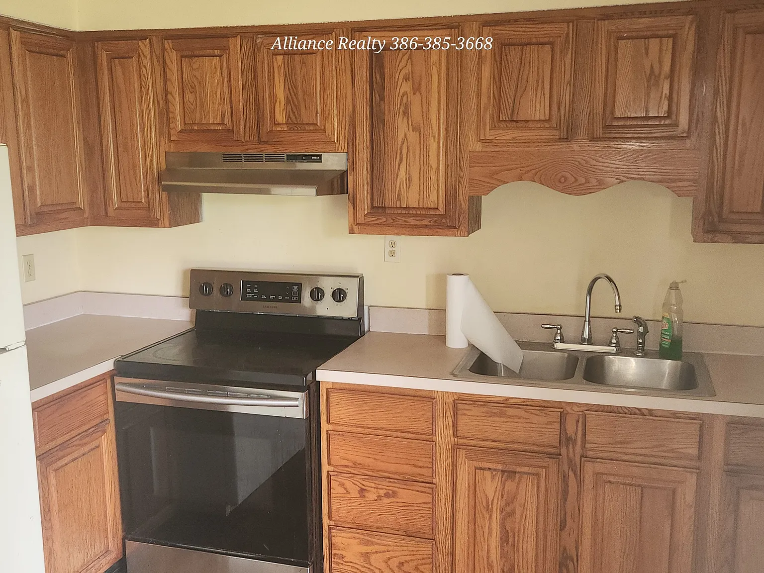 Oleander Drive, 303 - 303 Oleander Drive — Photo 4