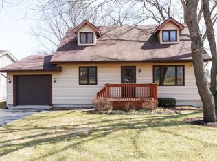 620 S Broadway St, McHenry, IL 60050