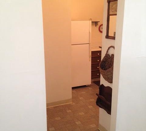 entrance to kitchen