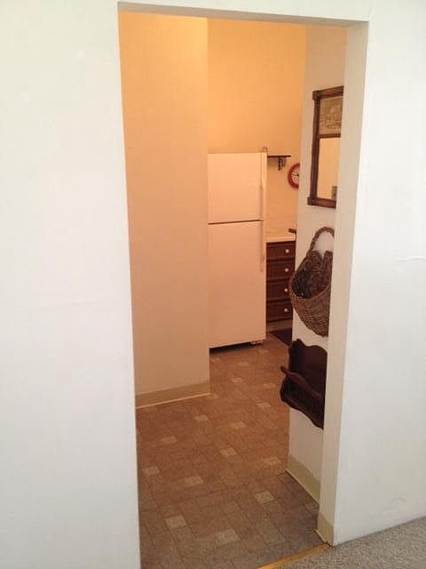 entrance to kitchen