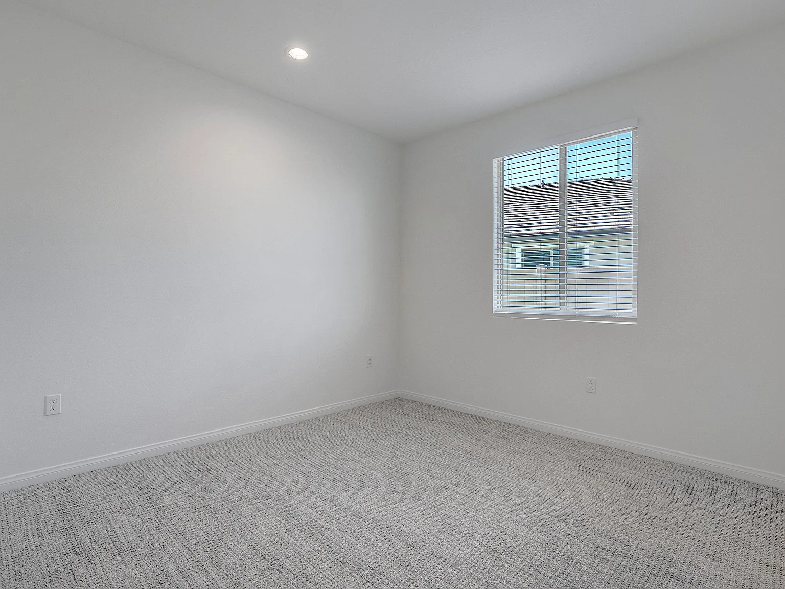 4 bed, 3.5 bath, 2623 sqft, $3,800 — Photo 4