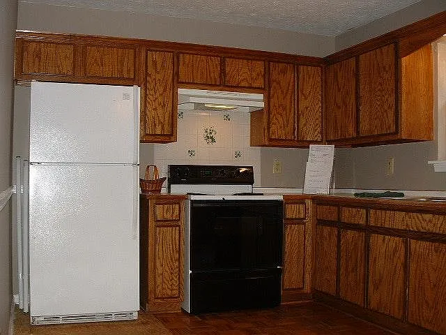 248 Whitney Ln — Photo 7