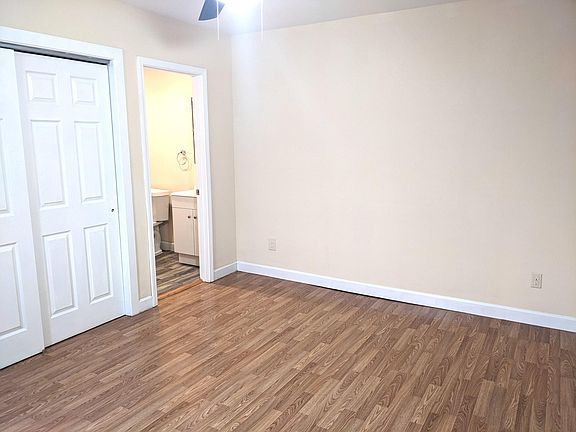 5th image of 4325 Norfolk Ave