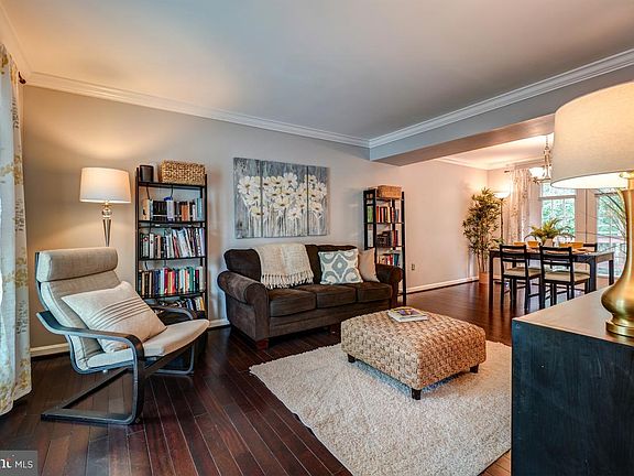 3rd image of 12221 Allspice Ct