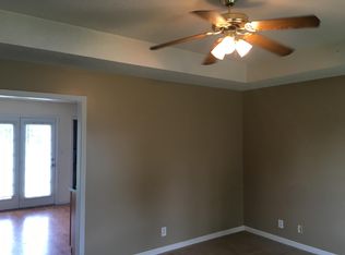 414 Woodale Dr, Clarksville, TN 37042