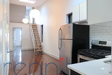 Rented by Rennit Inc.