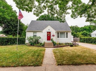 1707 2nd St N, Fargo, ND 58102