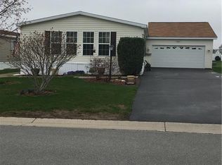 922 Ramada Dr, Victor, NY 14564