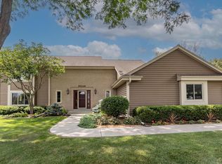 2065 Vincent Dr, Brookfield, WI 53045