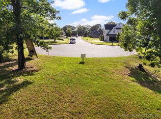 3829 E 103rd Pl, Tulsa, OK 74137