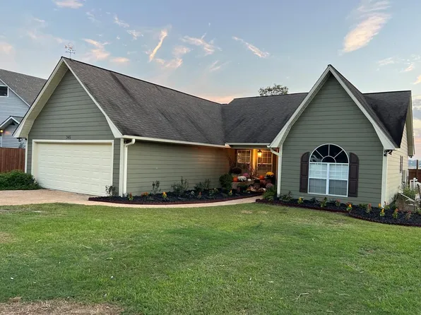 345 Island Dr, Douglas, GA 31535