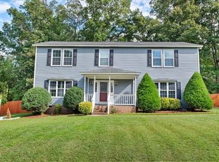 8513 Kenridge Ln, Fuquay Varina, NC 27526
